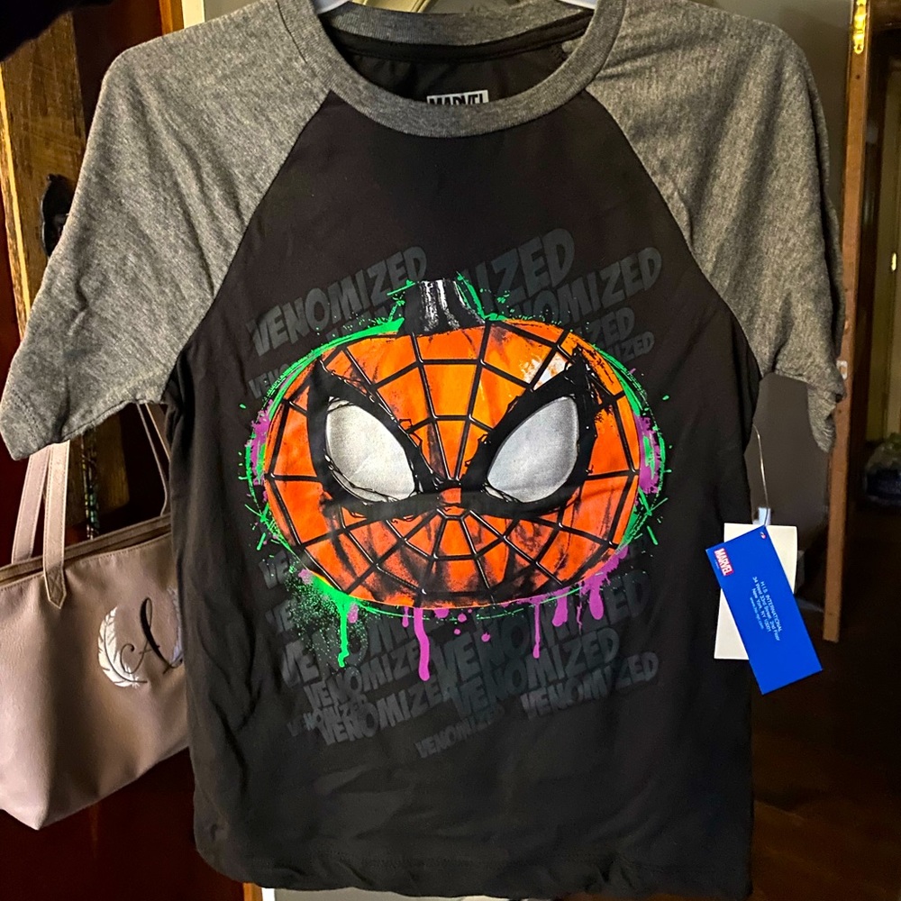 New Kids Spider-Man Halloween Tshirt Size 8